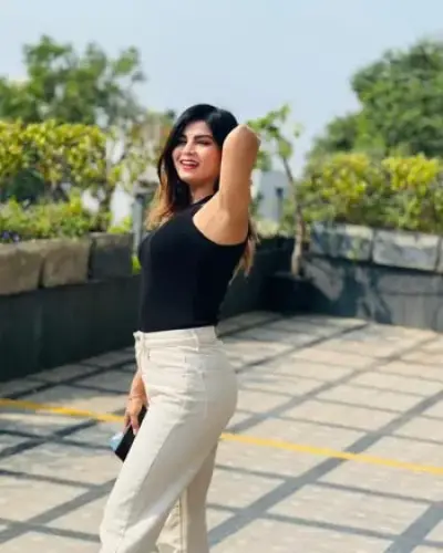 Call Girls Solapur Cash On Delivery